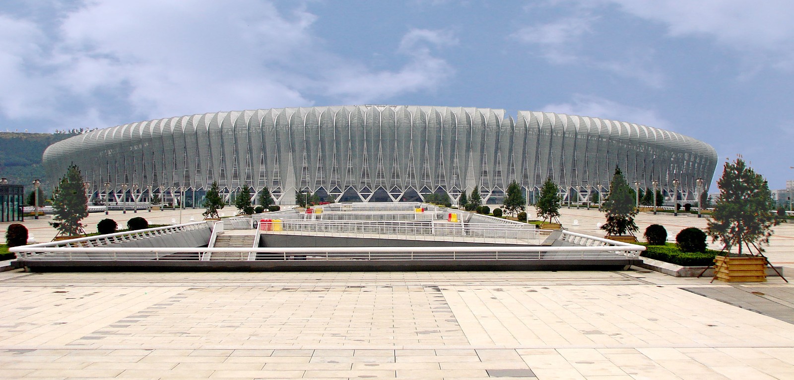 1659601438101365.jpg 濟(jì)南奧體中心.JPG